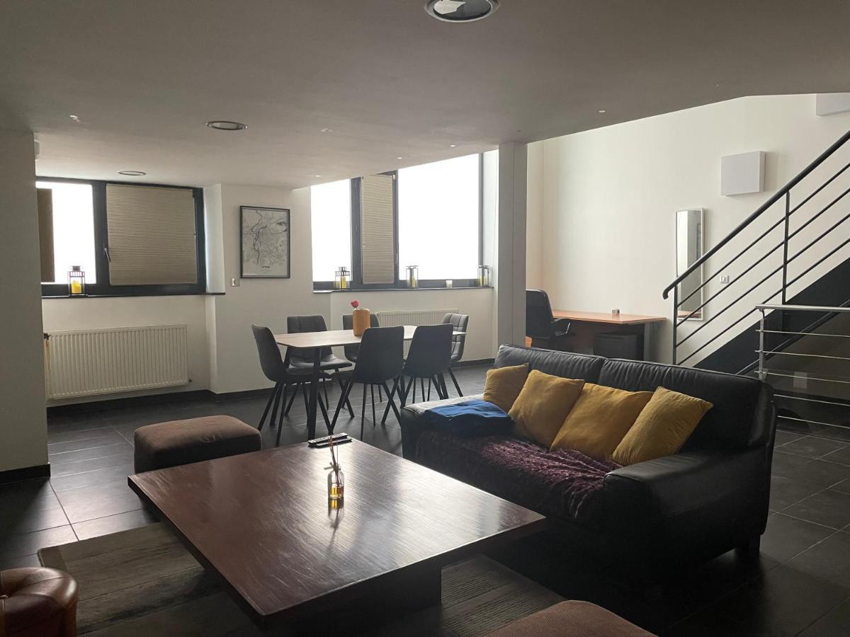 Loft Triplex 3 Chambres Doubles Villeurbanne Bagian luar foto